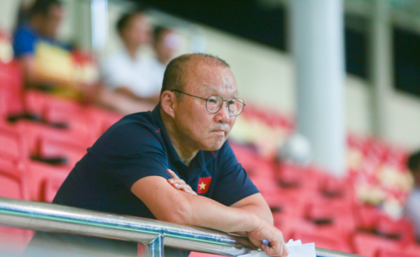 hlv-park-tam-ngung-dam-phan-hop-dong-de-tap-trung-cho-sea-games-1